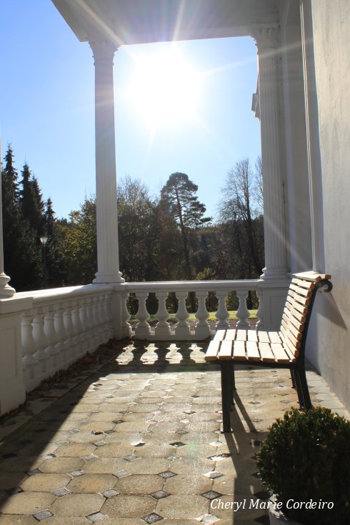 Jonsereds herrgård, terrace, sunlight.